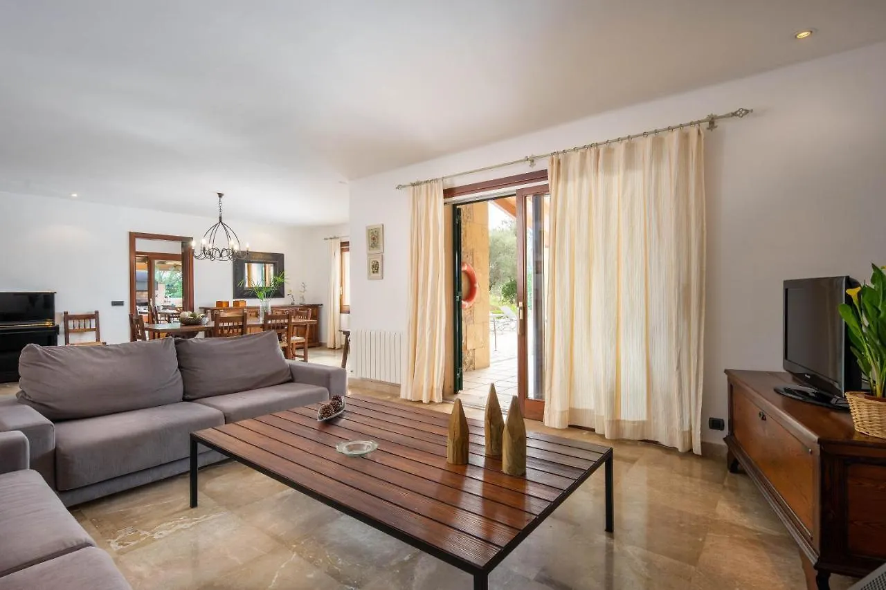 Villa Les Oliveres Antonia By Sunvillas Mallorca Port de Pollenca Spain