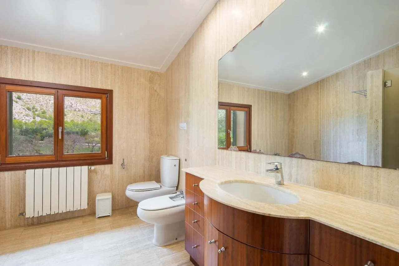 Villa Les Oliveres Antonia By Sunvillas Mallorca Port de Pollenca